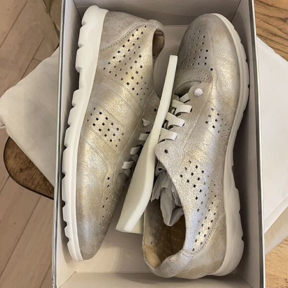 VANELI SPORT SNEAKERS. NEW - Picture 7 of 7